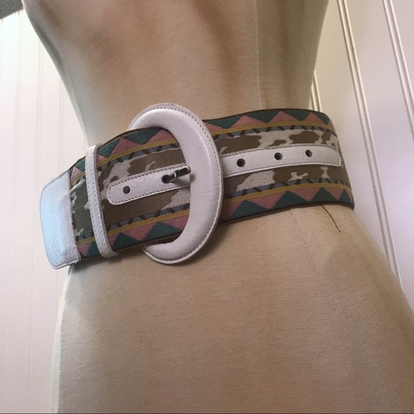 Vintage Ginnie Johansson Designs Dallas Belt - Picture 2 of 4